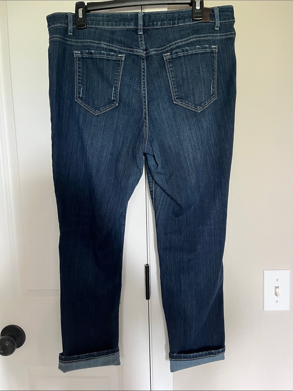 Dark blue straight leg jeans in women’s size 14P. - Picture 2 of 11